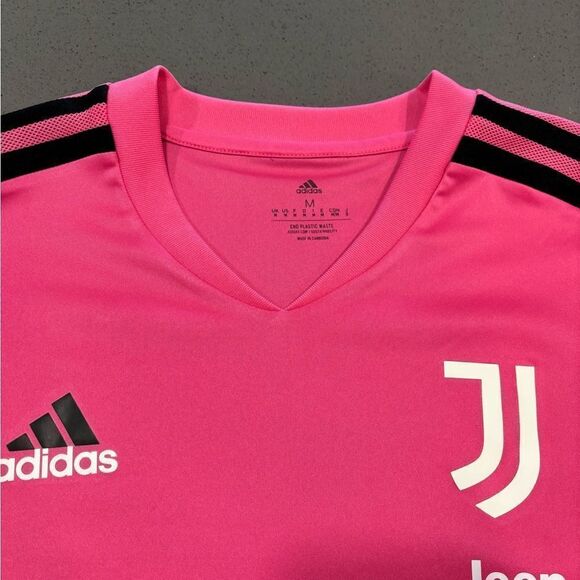 Men’s Adidas Pink 2022 Juventus Training Soccer Jersey Size Medium Rare - Picture 3 of 6